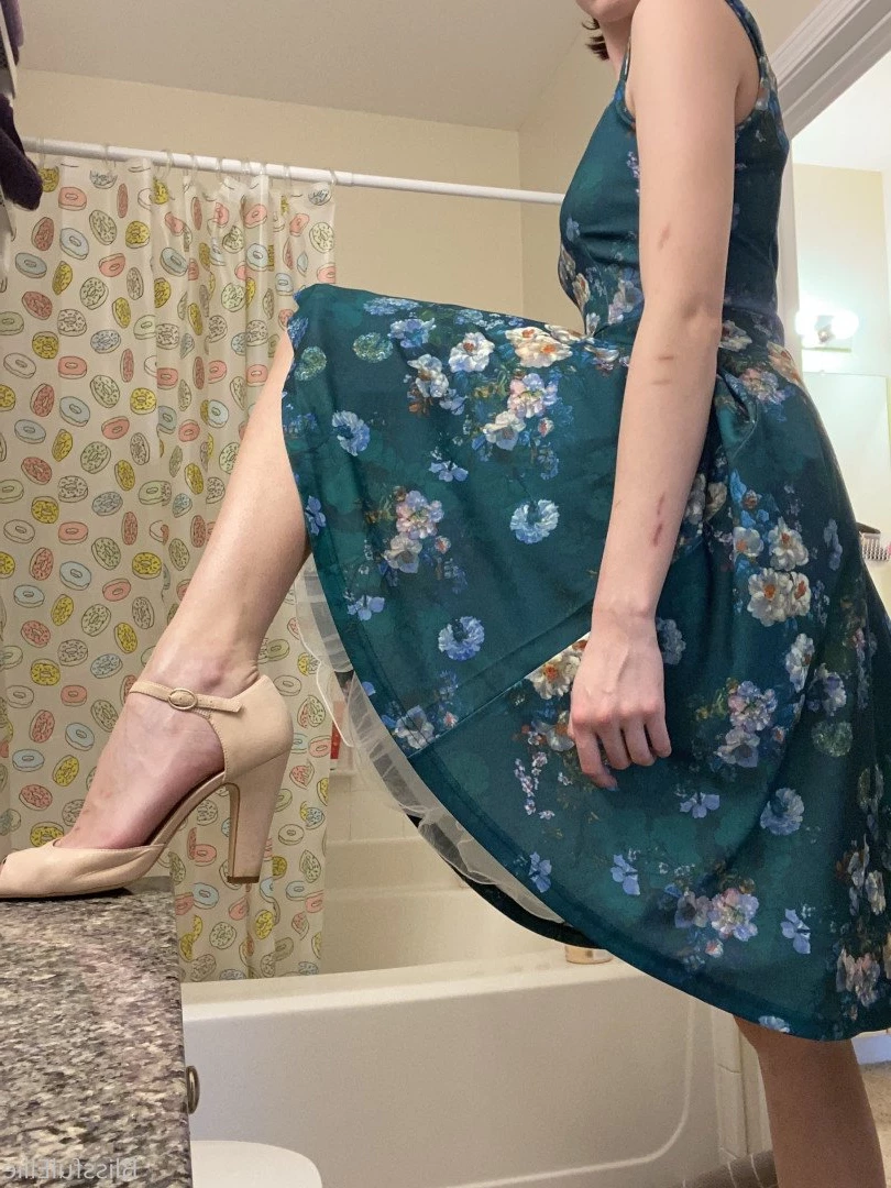 Ellie Burns 💕 [ blissfulellie ] Onlyfans leaked photo 3711560 on Hotleaks.tv