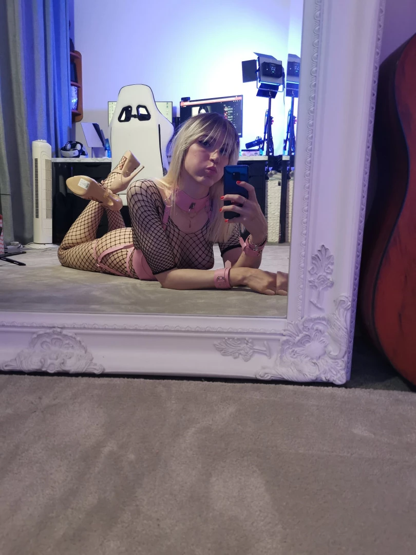 Olivia Robin [ oliviarobin ] Onlyfans leaked photo 9914779 on Hotleaks.tv