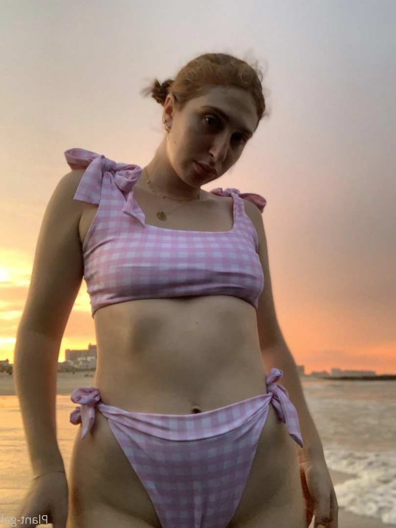 Ivy 🌿😈 [ plantgal ] Onlyfans leaked photo 3870517 on Hotleaks.tv