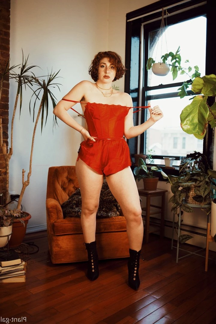 Ivy 🌿😈 [ plantgal ] Onlyfans leaked photo 4078720 on Hotleaks.tv