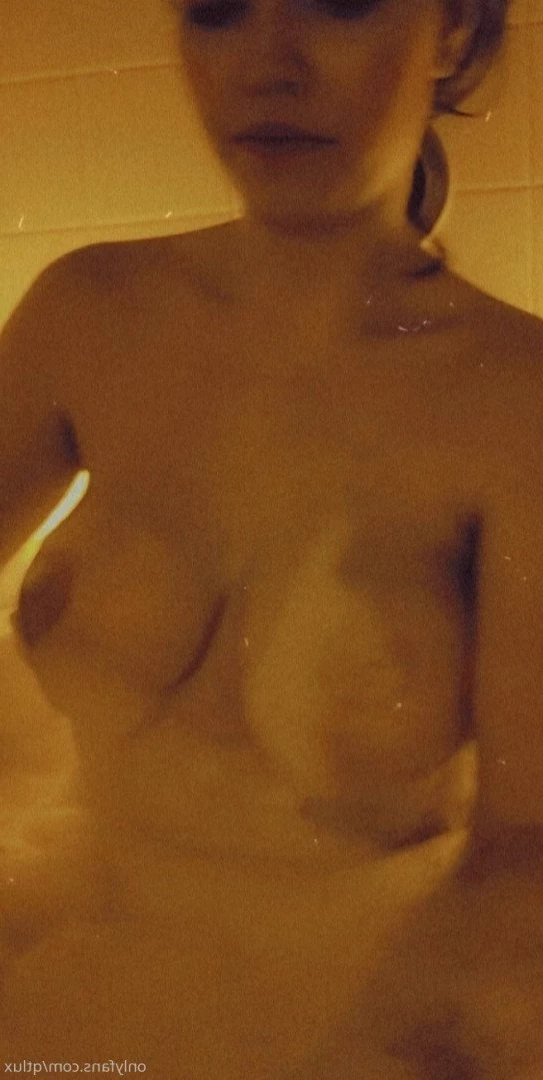 QT Lux [ qtlux ] Onlyfans leaked photo 2215375 on Hotleaks.tv