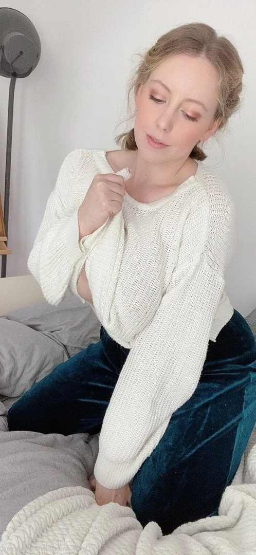 Busty Lily [ bustylily ] Onlyfans leaked photo 219934 on Hotleaks.tv
