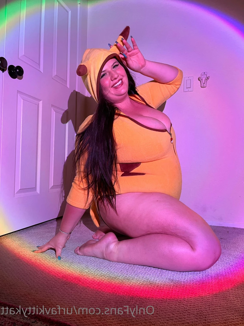 🍭 𝑯𝑶𝑹𝑵𝒀  BBW KITTY 🐱 CHECK DMs 👀 [ urfavkittykatt ] Onlyfans leaked photo 6025035 on Hotleaks.tv