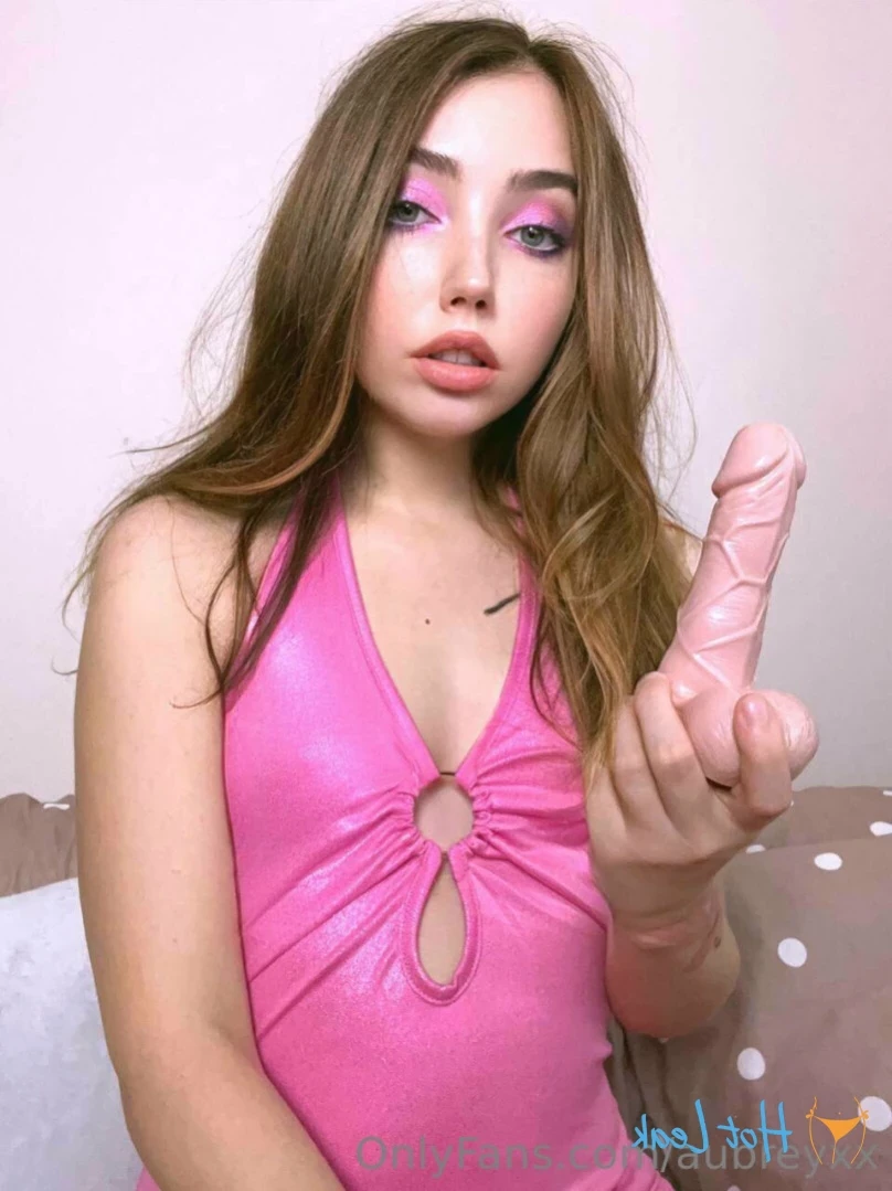 College Freshman 😍 [ aubreyxx ] Onlyfans leaked photo 14776479 on Hotleaks.tv