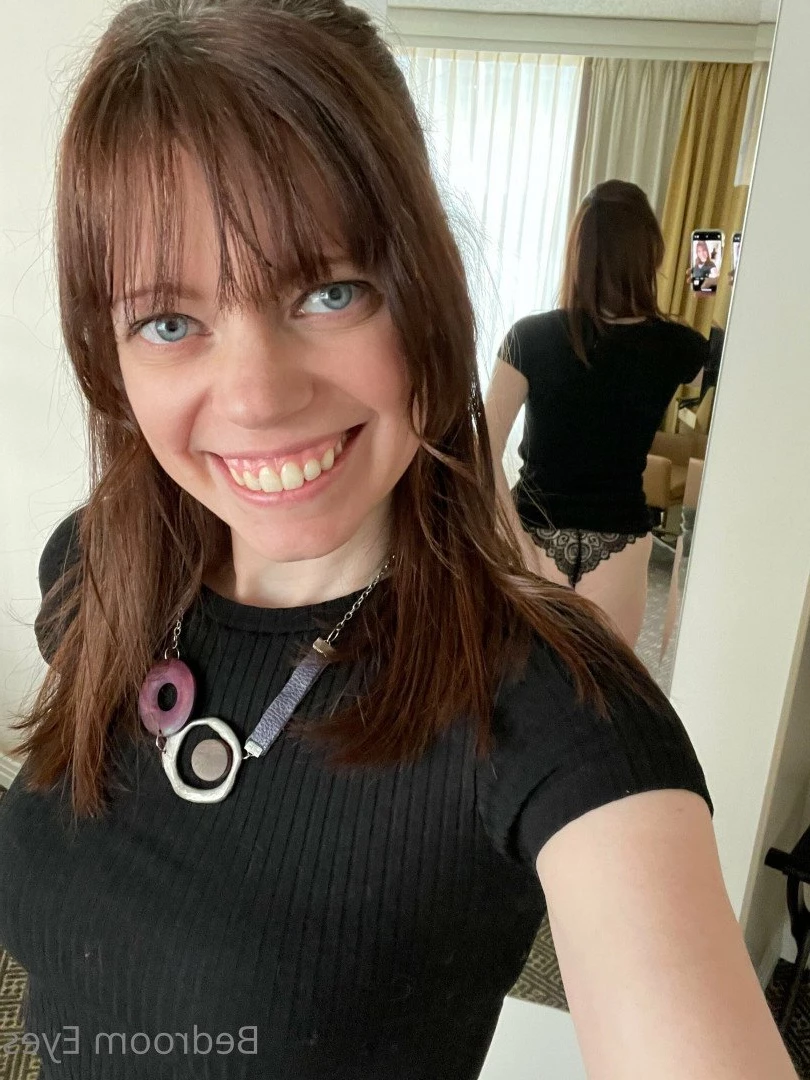 Bedroom Eyes [ bedroom_eyes_free ] Onlyfans leaked photo 2199897 on Hotleaks.tv