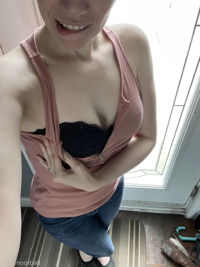 Bedroom Eyes [ bedroom_eyes_free ] Onlyfans leaked photo 3808941 on Hotleaks.tv