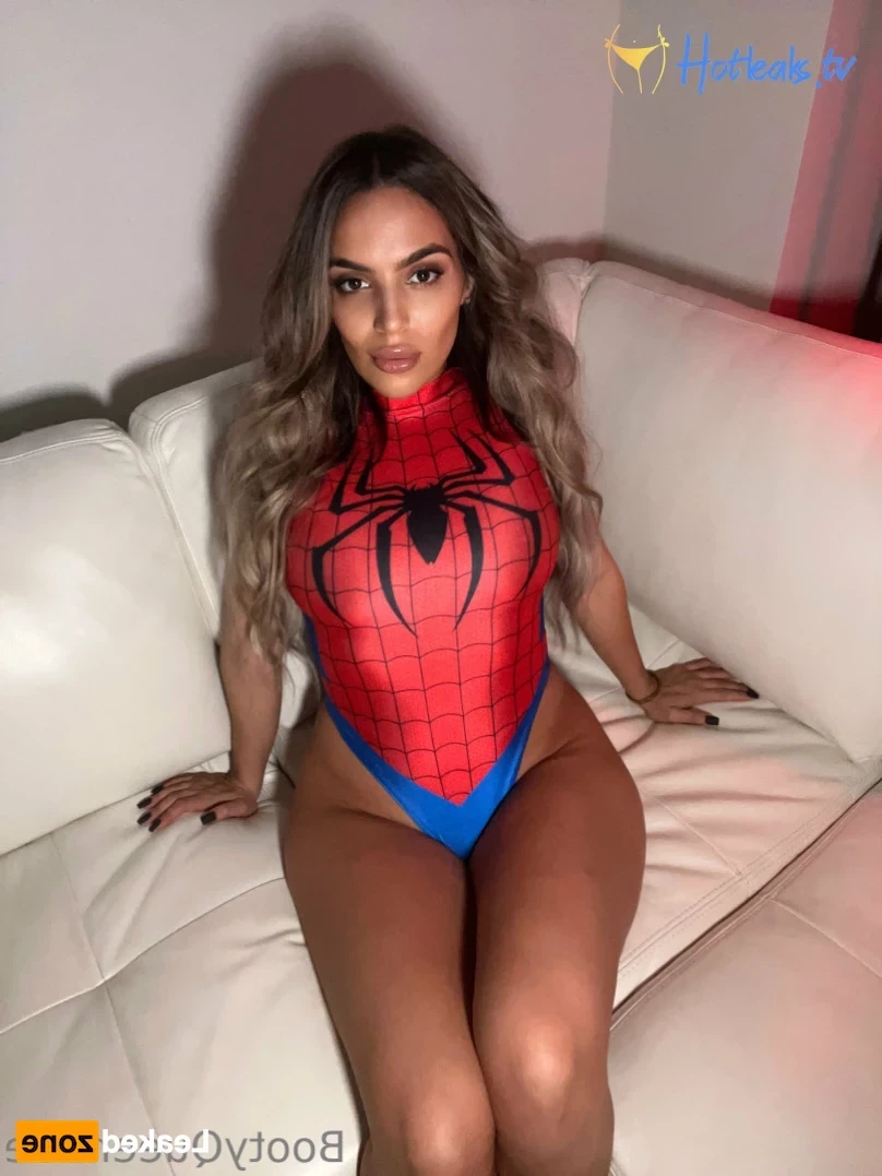 araqueenbae [ bootyqueenbae ] Onlyfans leaked photo 15261350 on Hotleaks.tv