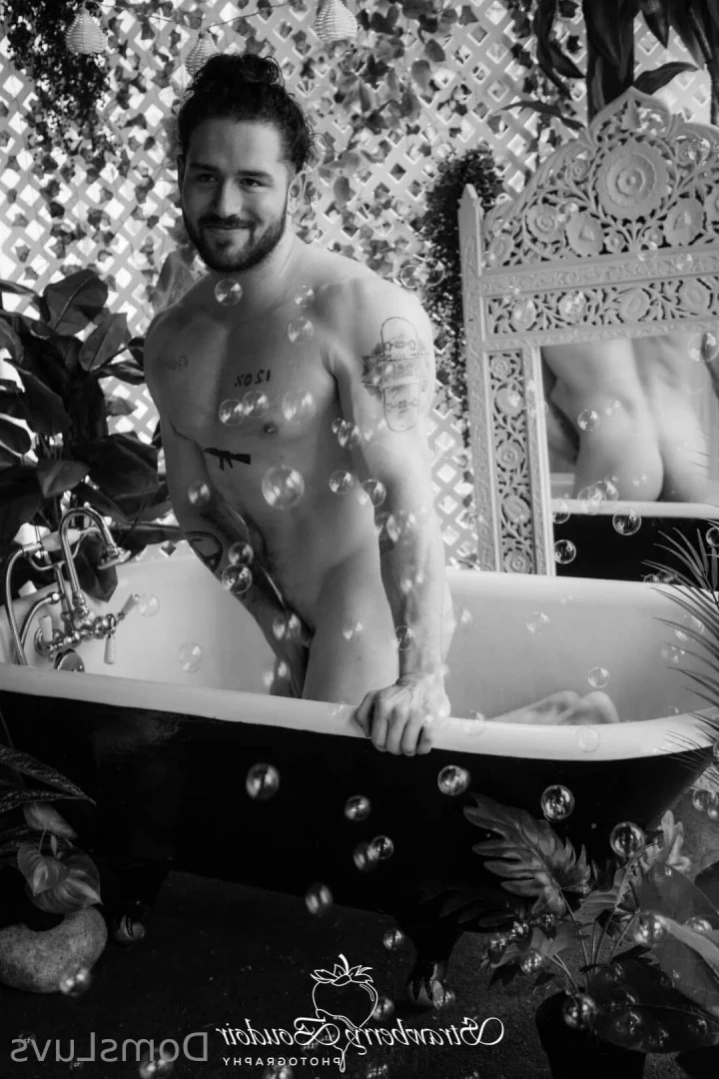 Dom [ domsluvz ] Onlyfans leaked photo 12419179 on Hotleaks.tv
