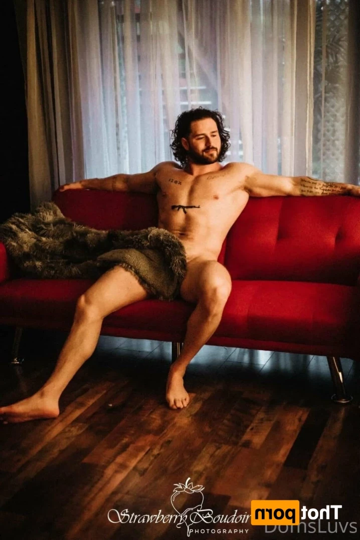 Dom [ domsluvz ] Onlyfans leaked photo 14730852 on Hotleaks.tv