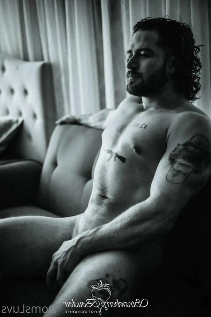 Dom [ domsluvz ] Onlyfans leaked photo 15301216 on Hotleaks.tv
