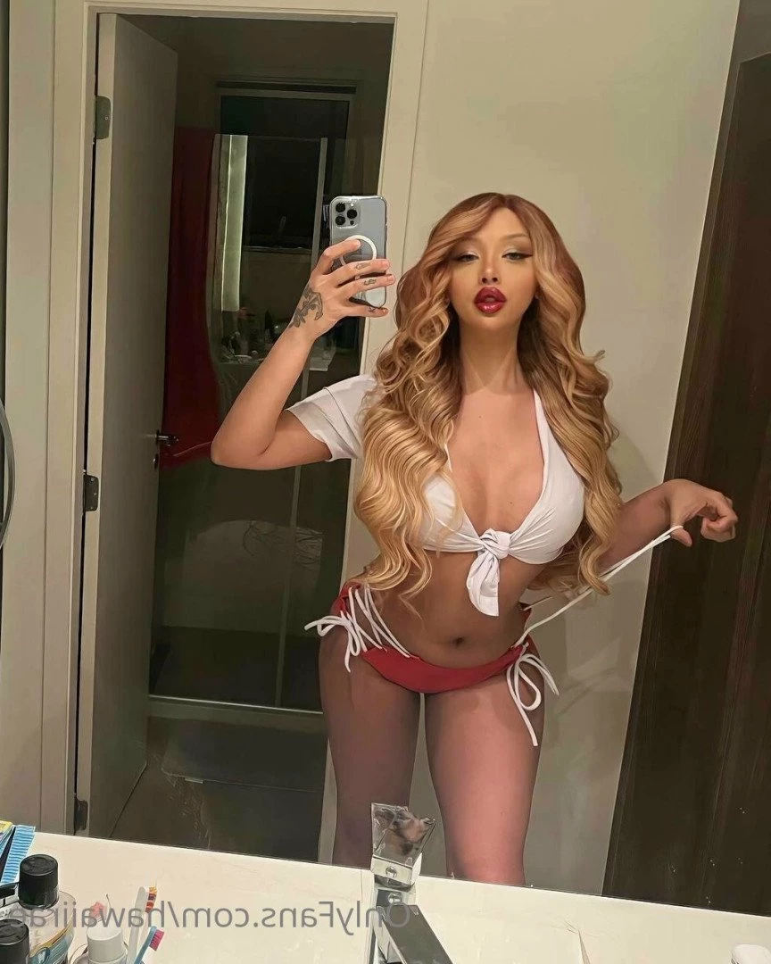 College Sweetheart 😘😘 [ hawaiirae ] Onlyfans leaked photo 3683775 on Hotleaks.tv