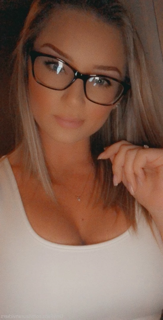 Mommy Lauran Vickers 💕 VIP [ lauranvickers ] Onlyfans leaked photo 2177130 on Hotleaks.tv