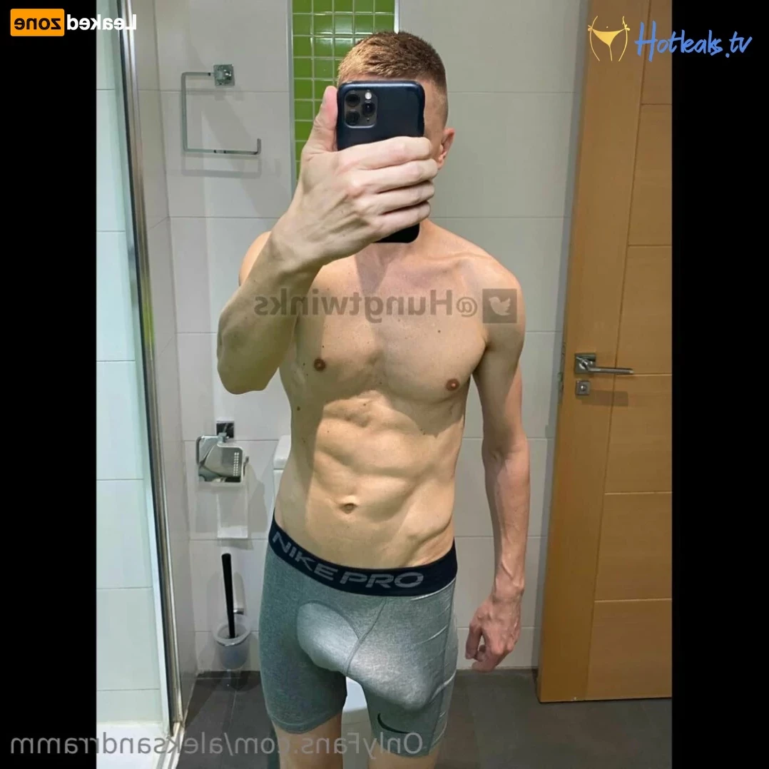 your Sasha🇺🇦 [ aleksandrramm ] Onlyfans leaked photo 14748190 on Hotleaks.tv