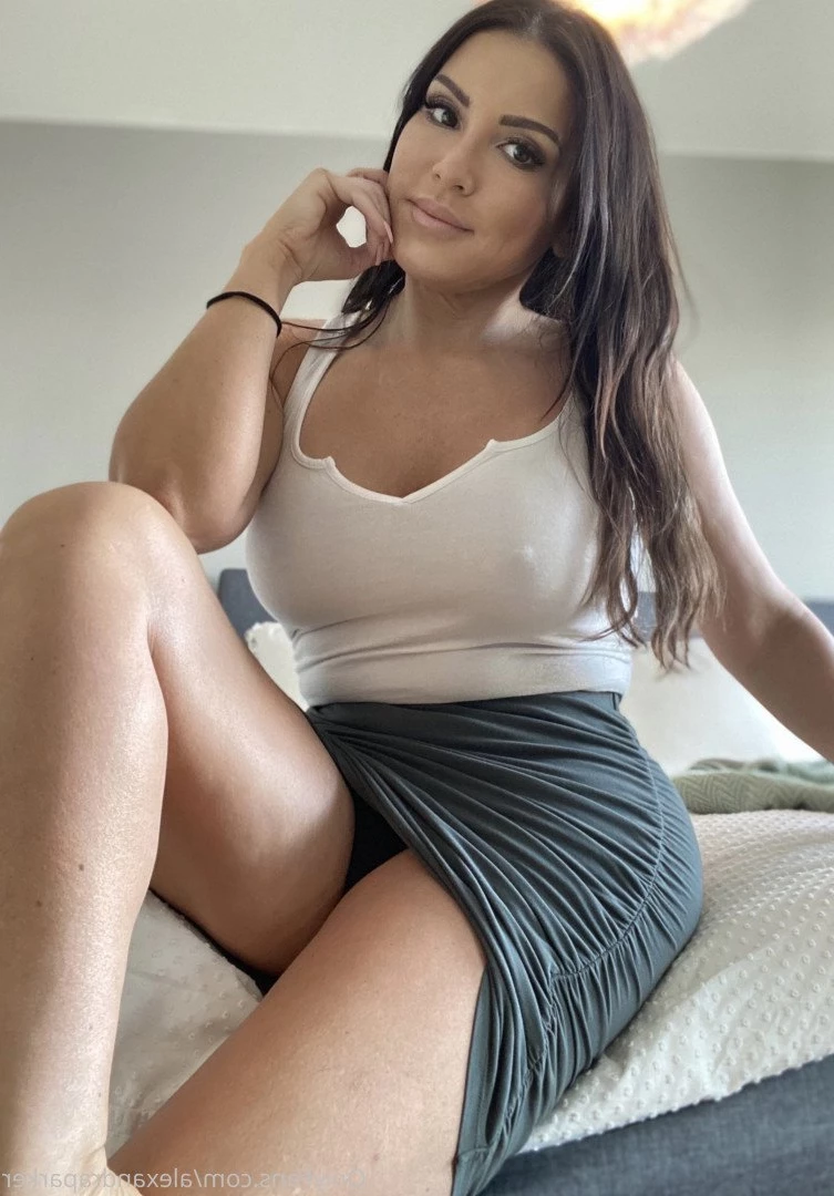 #1 SEXTNG HOTWIFE [ alexandraparker ] Onlyfans leaked photo 4091854 on Hotleaks.tv