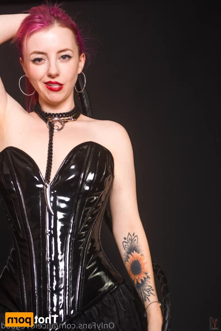 Alice Lovegood 🇬🇧 Full length on feed [ alicelovegood ] Onlyfans leaked photo 18643752 on Hotleaks.tv