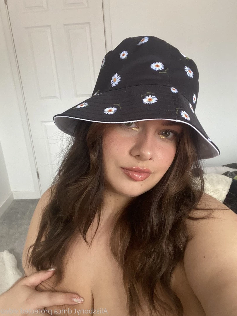 Aliss Bonython [ alissbonyt ] Onlyfans leaked photo 3625806 on Hotleaks.tv
