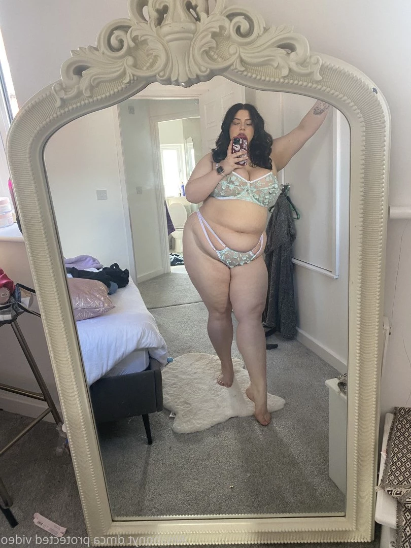 Aliss Bonython [ alissbonyt ] Onlyfans leaked photo 3680745 on Hotleaks.tv