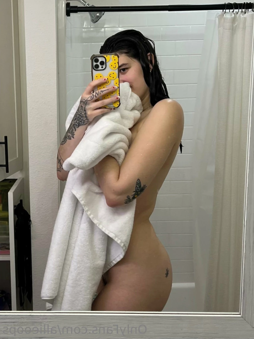 Allie Oops [ allieoops ] Onlyfans leaked photo 12827454 on Hotleaks.tv