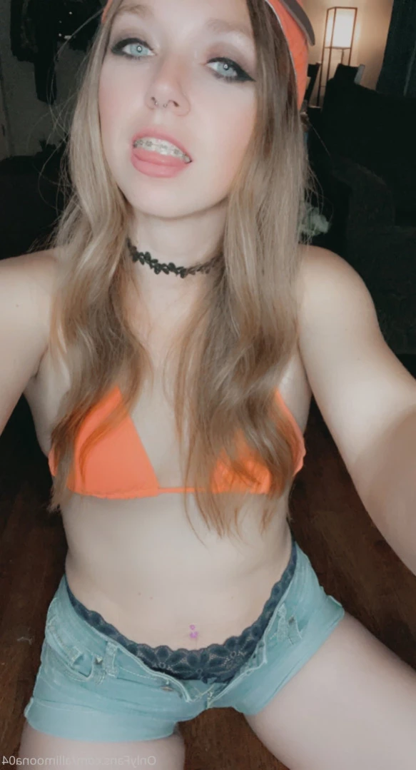 Alli Moona [ allimoona04 ] Onlyfans leaked photo 14192876 on Hotleaks.tv