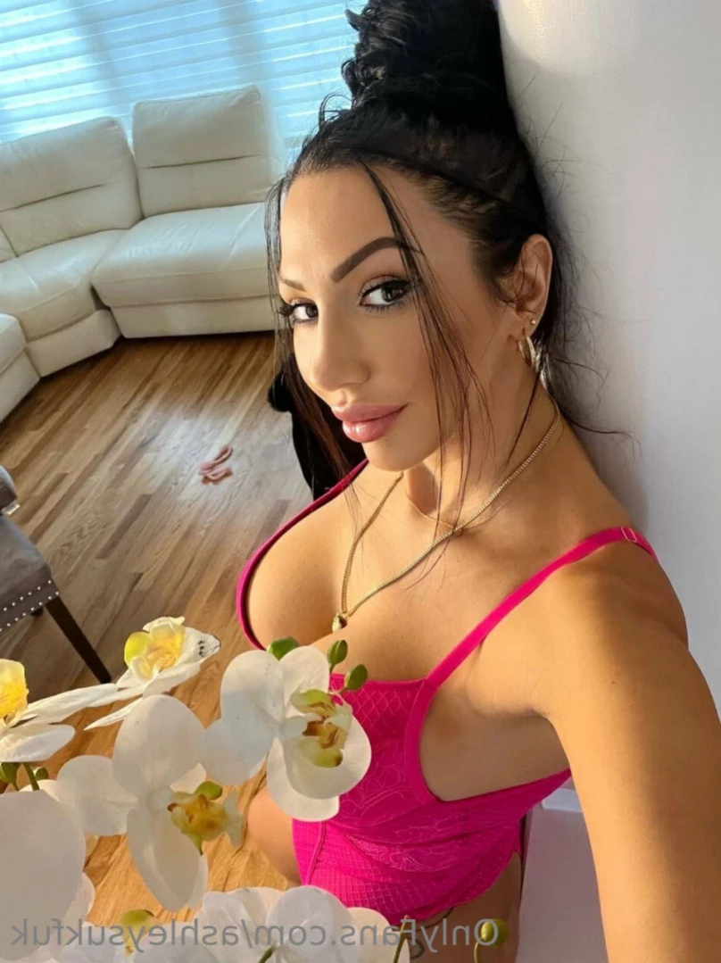 ashleysukfuk Onlyfans leaked photo 13202067 on Hotleaks.tv