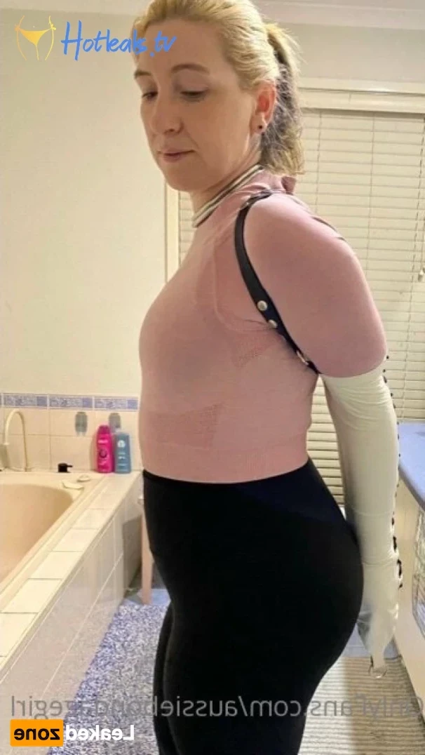Bondage Girl [ aussiebondagegirl ] Onlyfans leaked photo 14716325 on Hotleaks.tv