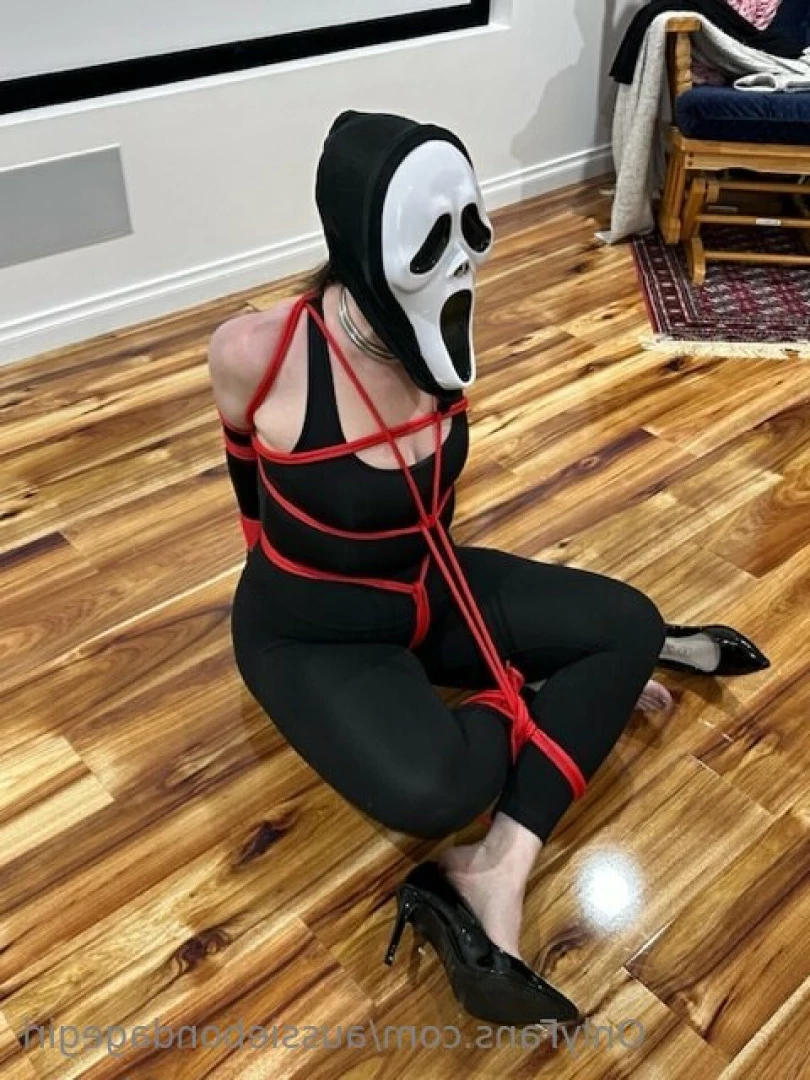 Bondage Girl [ aussiebondagegirl ] Onlyfans leaked photo 15428944 on Hotleaks.tv