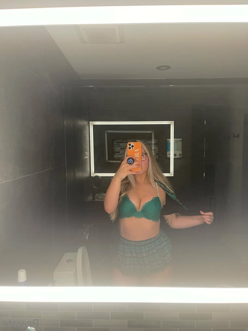 🍒AZRA🍒 [ azra_lifts ] Onlyfans leaked photo 7615503 on Hotleaks.tv