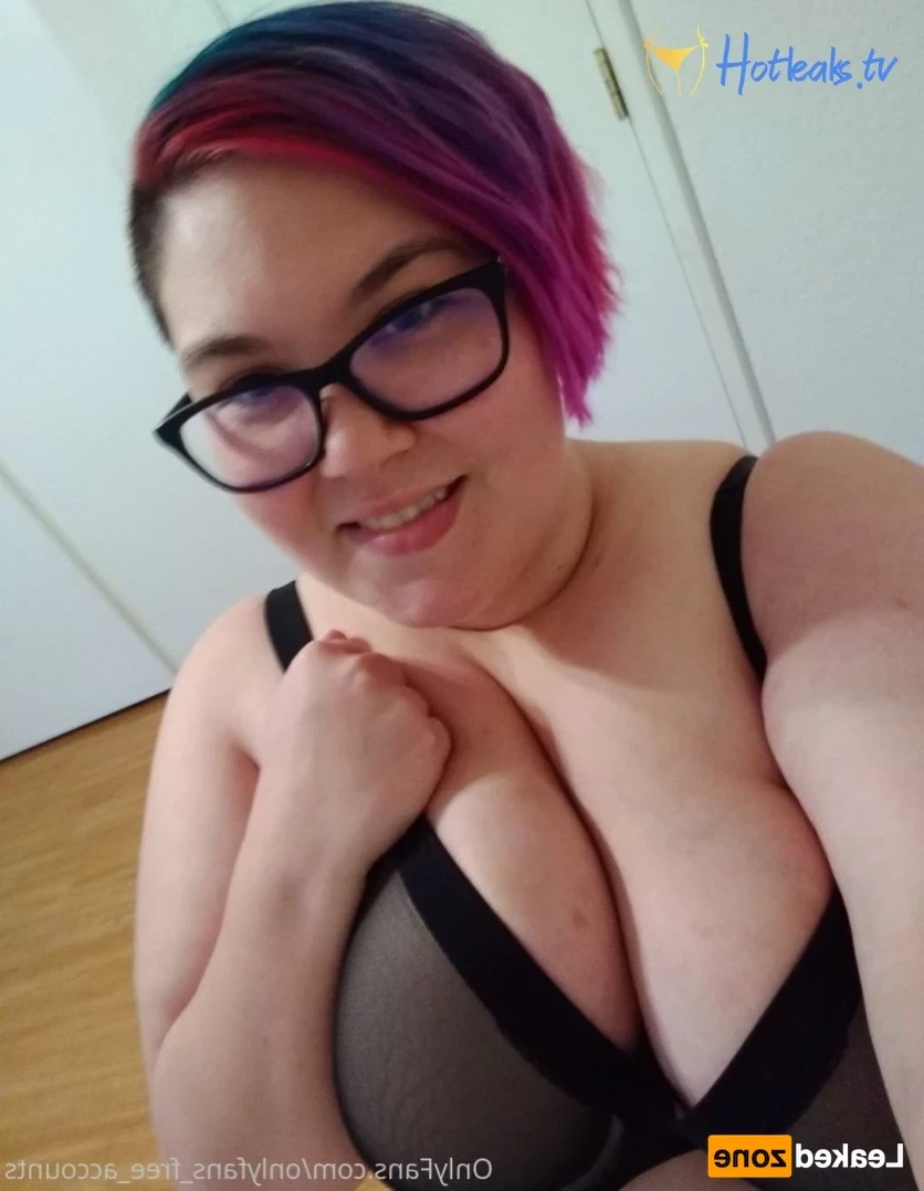 Best Onlyfans FREE Accounts &amp; FREE Nudes [ best_of_free_accounts ] Onlyfans leaked photo 15450745 on Hotleaks.tv