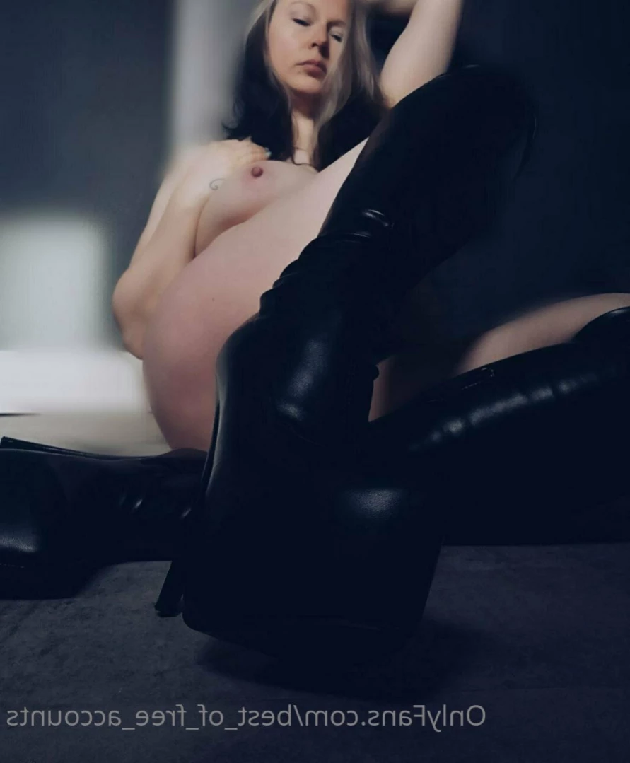 Best Onlyfans FREE Accounts &amp; FREE Nudes [ best_of_free_accounts ] Onlyfans leaked photo 15945764 on Hotleaks.tv