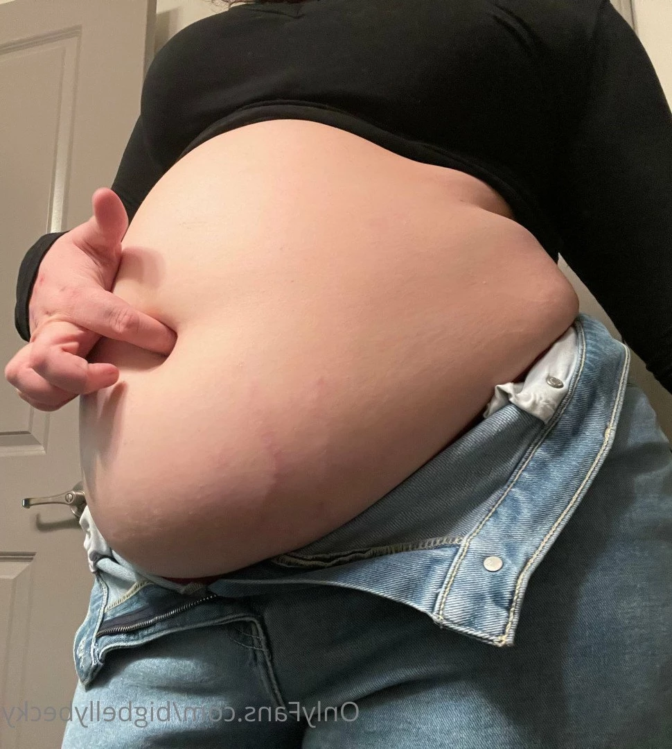 Becky 💕😇 [ bigbellybecky ] Onlyfans leaked photo 3844903 on Hotleaks.tv