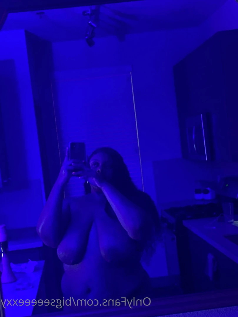 𝗕𝗕𝗪 𝗙𝗔𝗡𝗧𝗔𝗦𝗬 👄 [ bigseeeeexxy ] Onlyfans leaked photo 11858760 on Hotleaks.tv