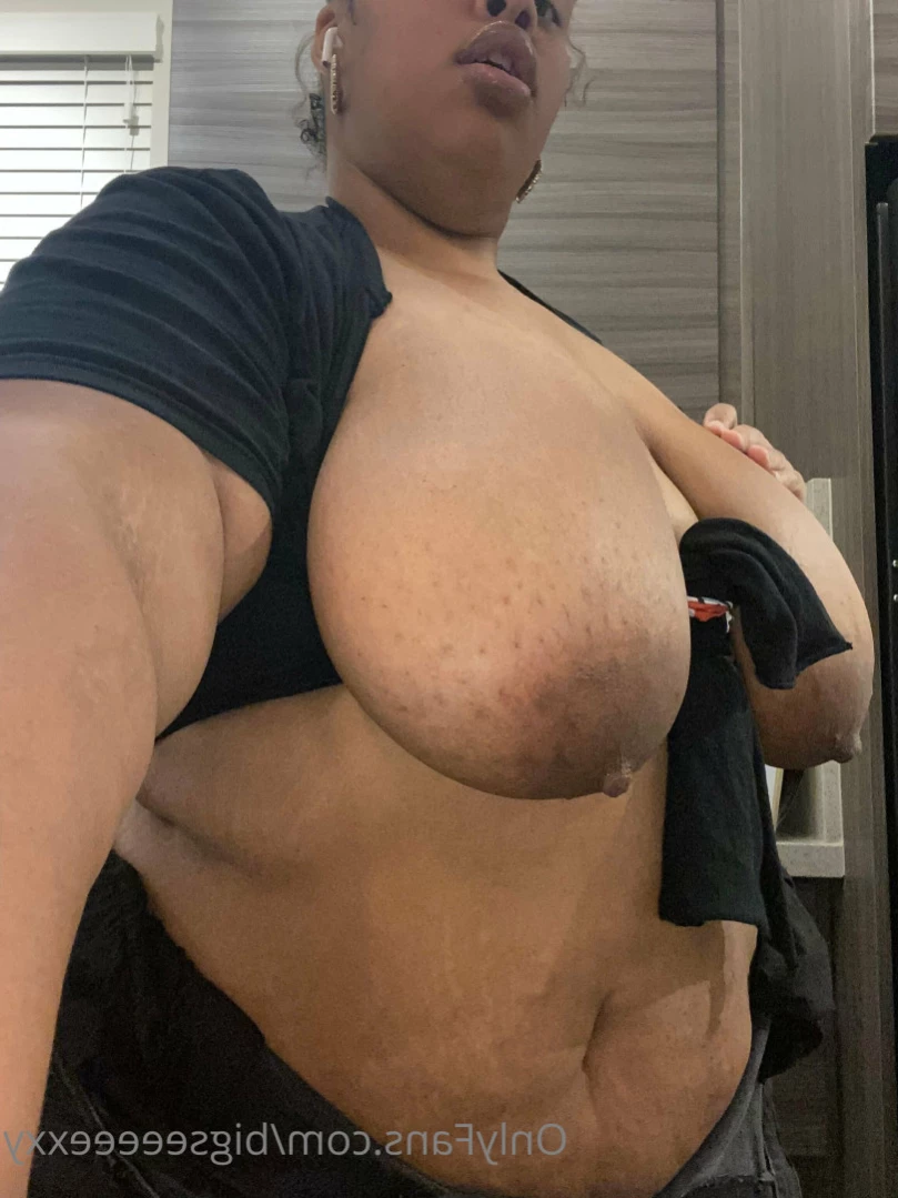 𝗕𝗕𝗪 𝗙𝗔𝗡𝗧𝗔𝗦𝗬 👄 [ bigseeeeexxy ] Onlyfans leaked photo 12291990 on Hotleaks.tv