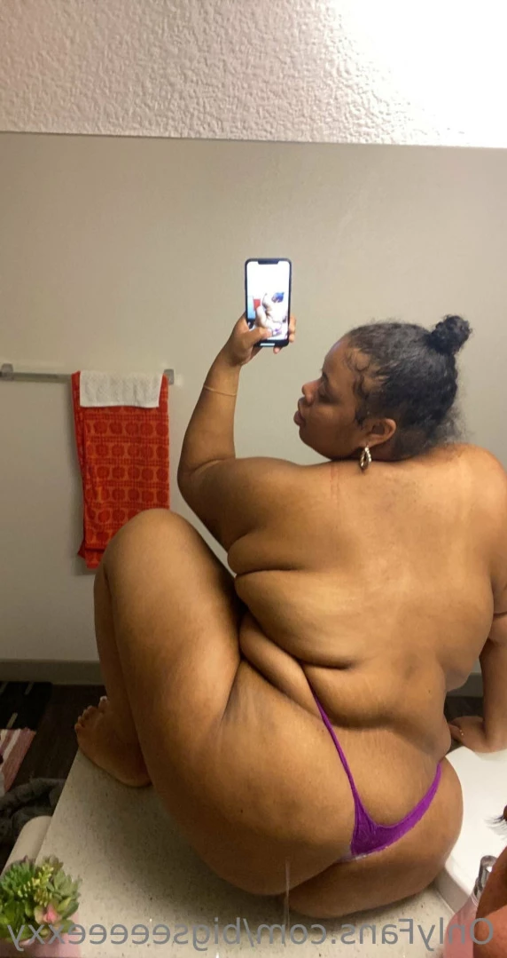 𝗕𝗕𝗪 𝗙𝗔𝗡𝗧𝗔𝗦𝗬 👄 [ bigseeeeexxy ] Onlyfans leaked photo 13372441 on Hotleaks.tv