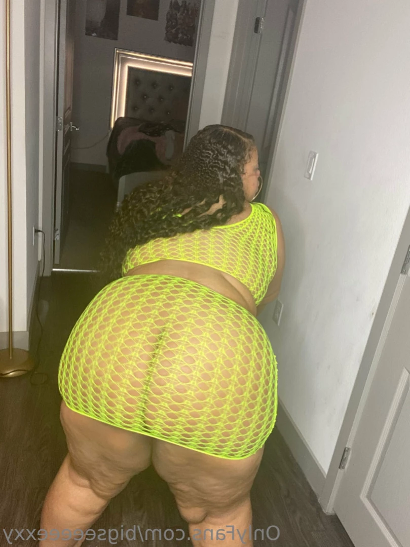 𝗕𝗕𝗪 𝗙𝗔𝗡𝗧𝗔𝗦𝗬 👄 [ bigseeeeexxy ] Onlyfans leaked photo 14163924 on Hotleaks.tv