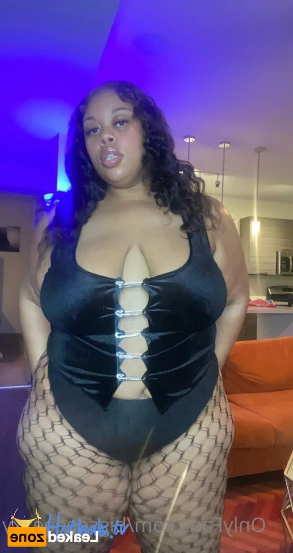 𝗕𝗕𝗪 𝗙𝗔𝗡𝗧𝗔𝗦𝗬 👄 [ bigseeeeexxy ] Onlyfans leaked photo 14432790 on Hotleaks.tv