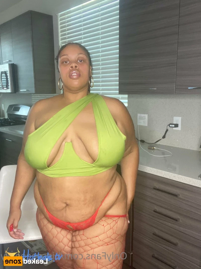𝗕𝗕𝗪 𝗙𝗔𝗡𝗧𝗔𝗦𝗬 👄 [ bigseeeeexxy ] Onlyfans leaked photo 16245205 on Hotleaks.tv