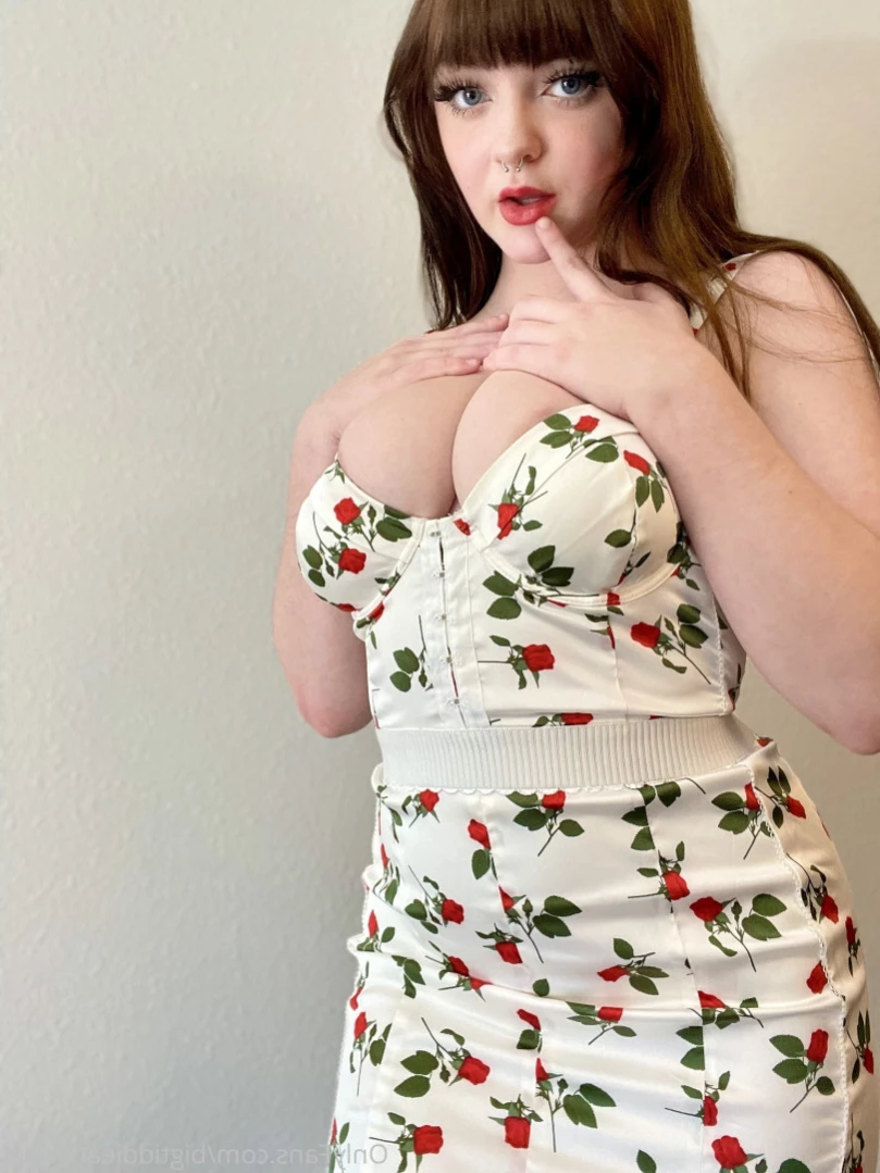Lil Strawbs🍰 [ nutonmybangz ] Onlyfans leaked photo 14476844 on Hotleaks.tv