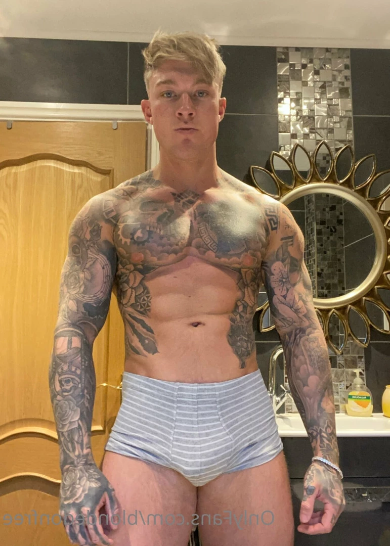 Closer Look Men Free [ closerlookmen ] Onlyfans leaked photo 5843712 on Hotleaks.tv