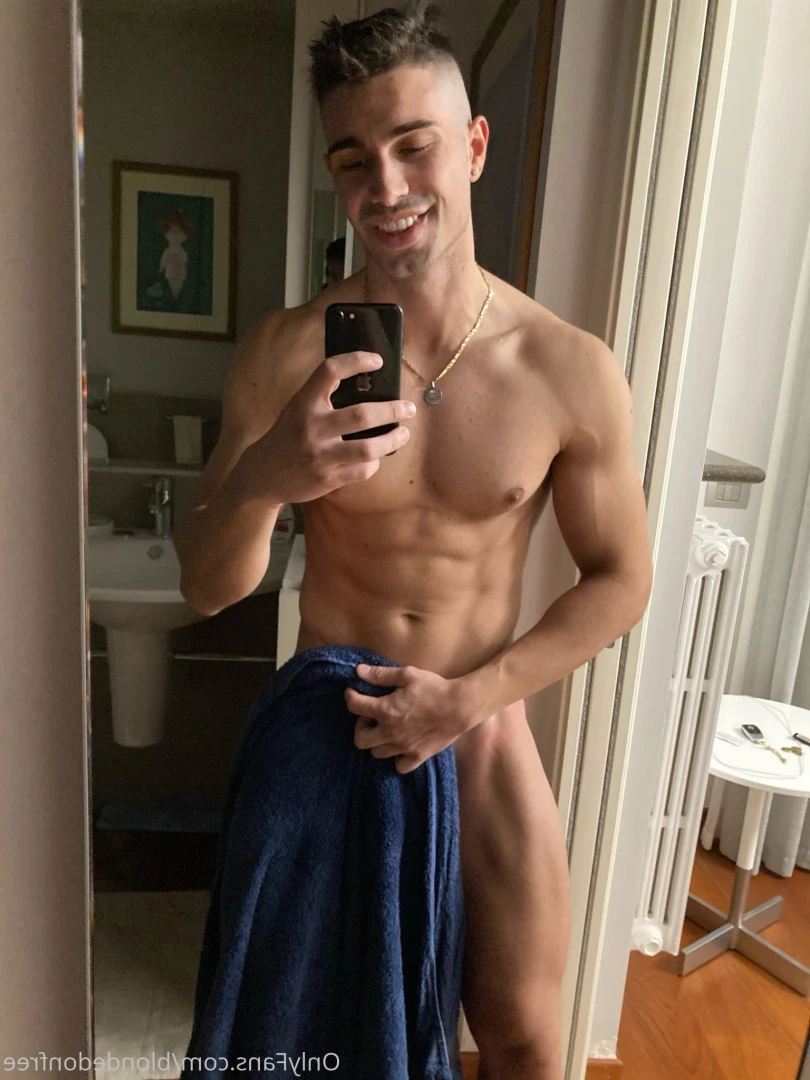 Closer Look Men Free [ closerlookmen ] Onlyfans leaked photo 5844404 on Hotleaks.tv