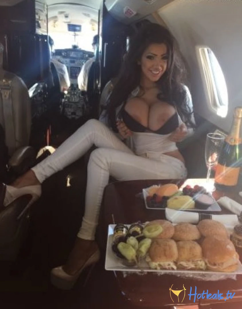 Chloe Khan [ chloekhan ] Onlyfans leaked photo 12390886 on Hotleaks.tv
