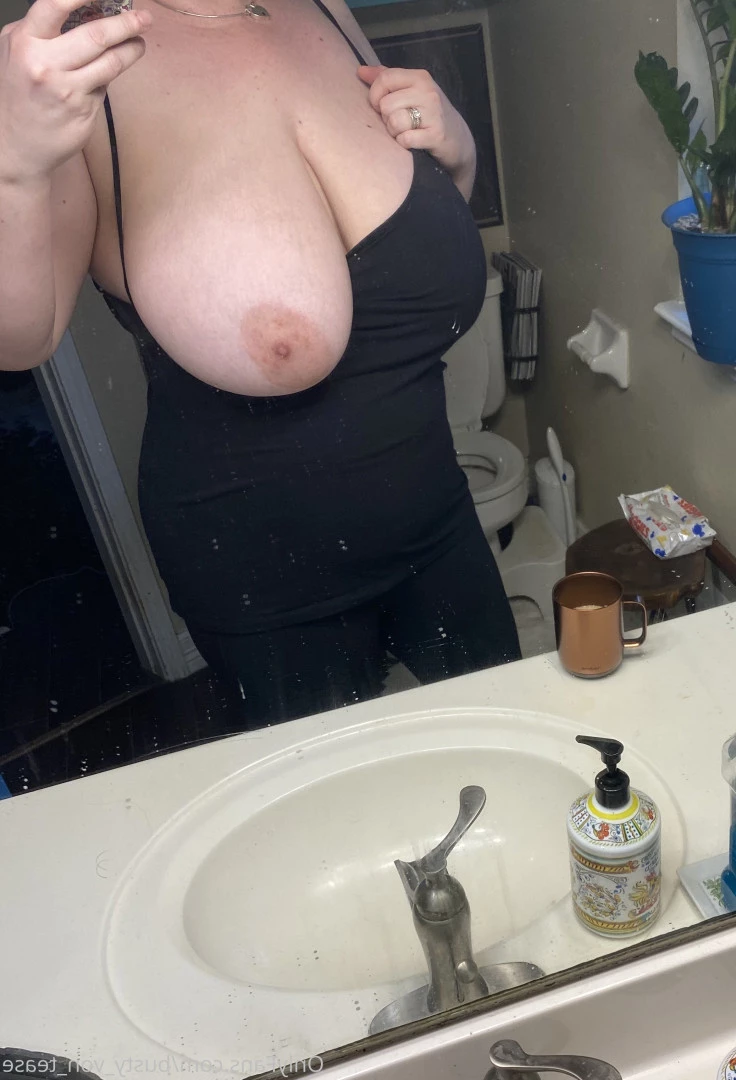 Busty Von Tease [ busty_von_tease ] Onlyfans leaked photo 6337159 on Hotleaks.tv