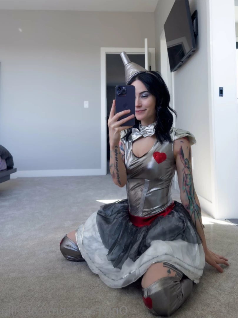 Cat [ catziilla ] Onlyfans leaked photo 11838163 on Hotleaks.tv
