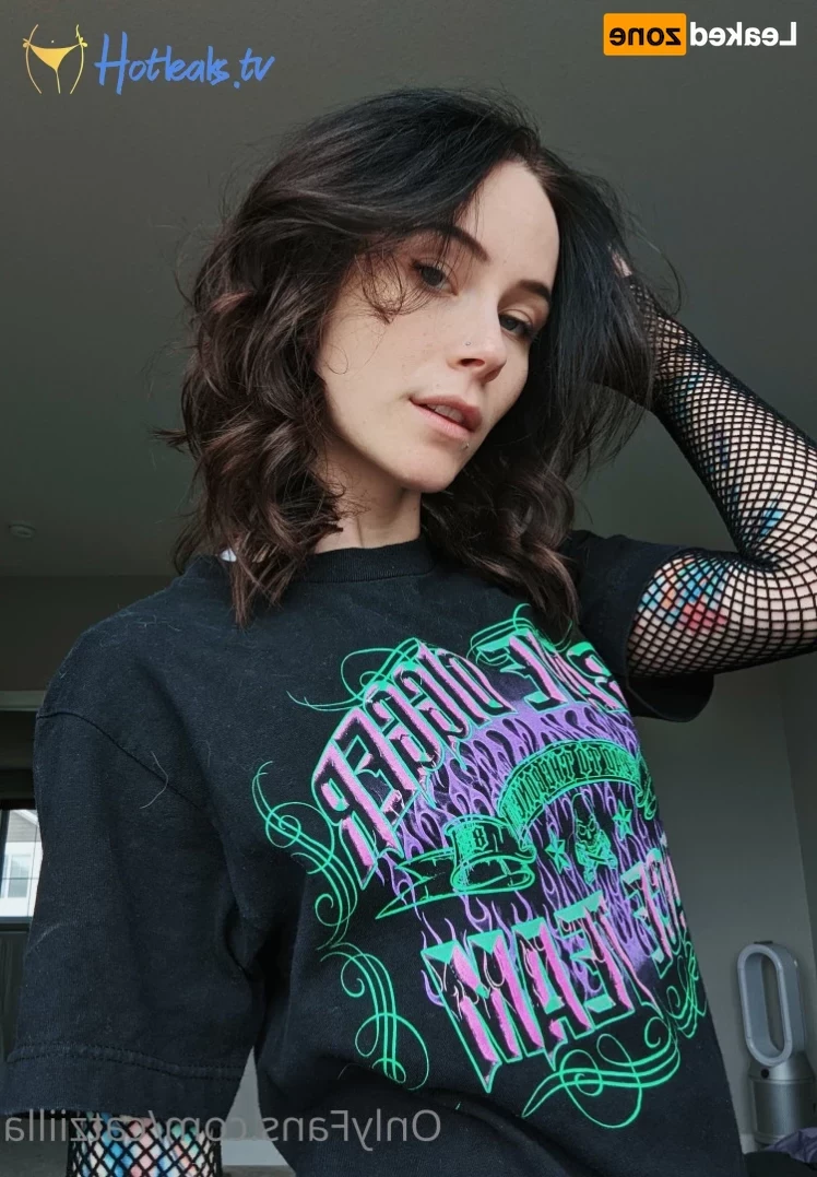 Cat [ catziilla ] Onlyfans leaked photo 15004050 on Hotleaks.tv