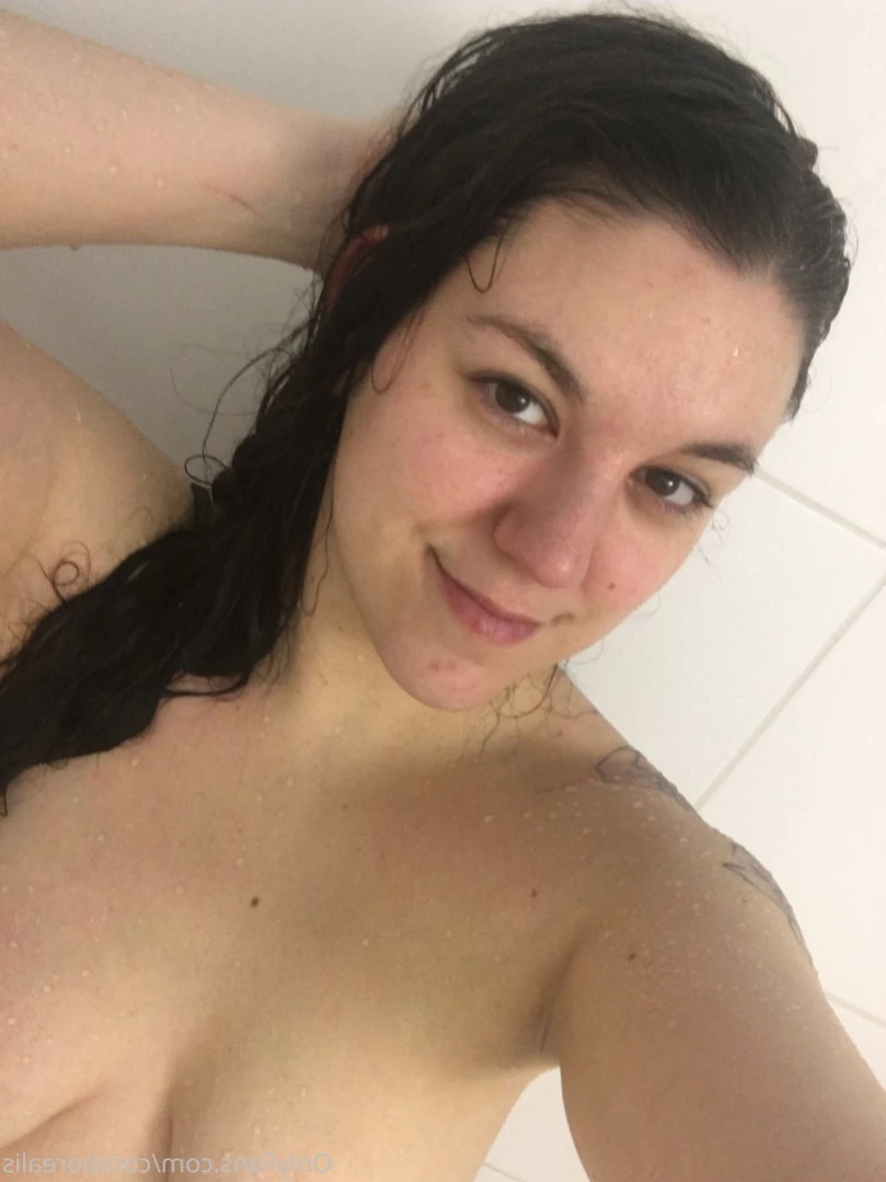 𝙲𝚘𝚛𝚊 🎀 [ coraborealis ] Onlyfans leaked photo 14441595 on Hotleaks.tv