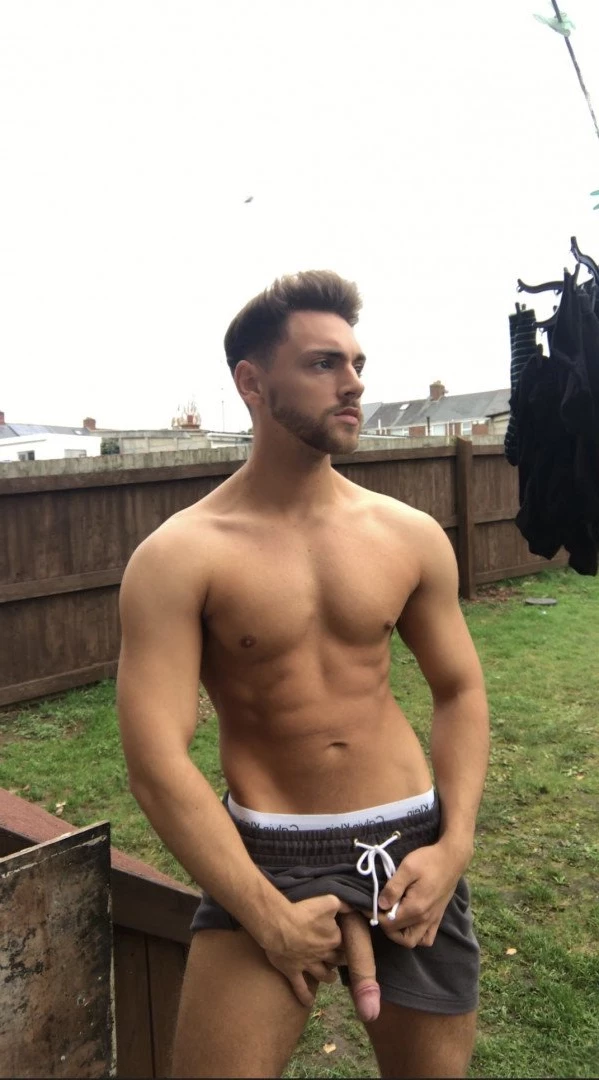 curtonlyfans [ cxrtonlyfans ] Onlyfans leaked photo 3511445 on Hotleaks.tv