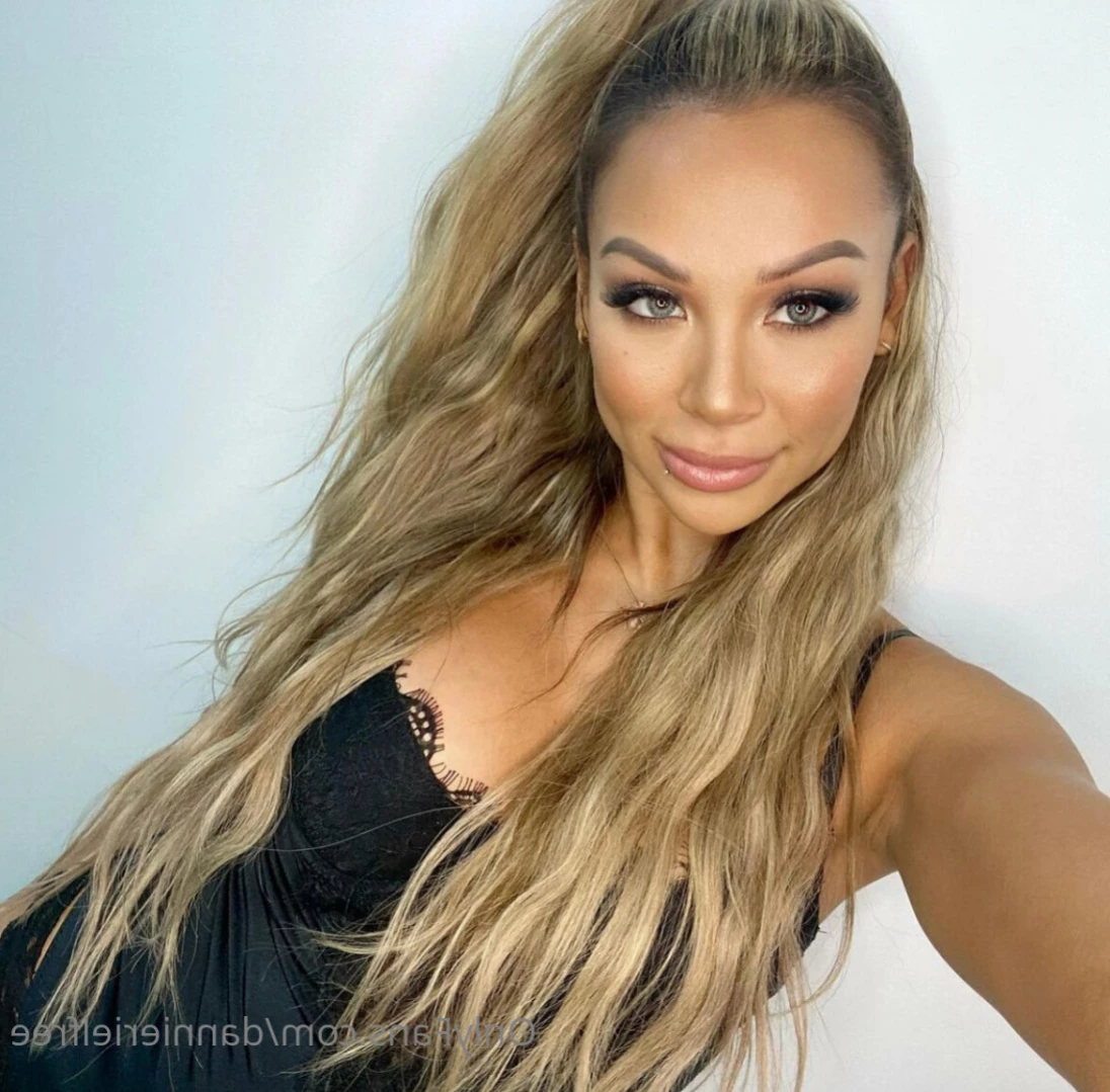 Dannie Riel [ dannierielfree ] Onlyfans leaked photo 10879250 on Hotleaks.tv