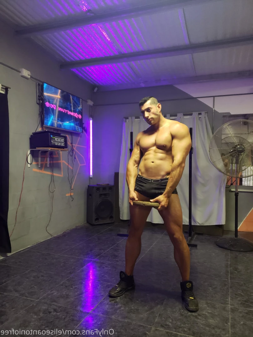 Eliseo Antonio only [ eliseoantoniofree ] Onlyfans leaked photo 6322850 on Hotleaks.tv