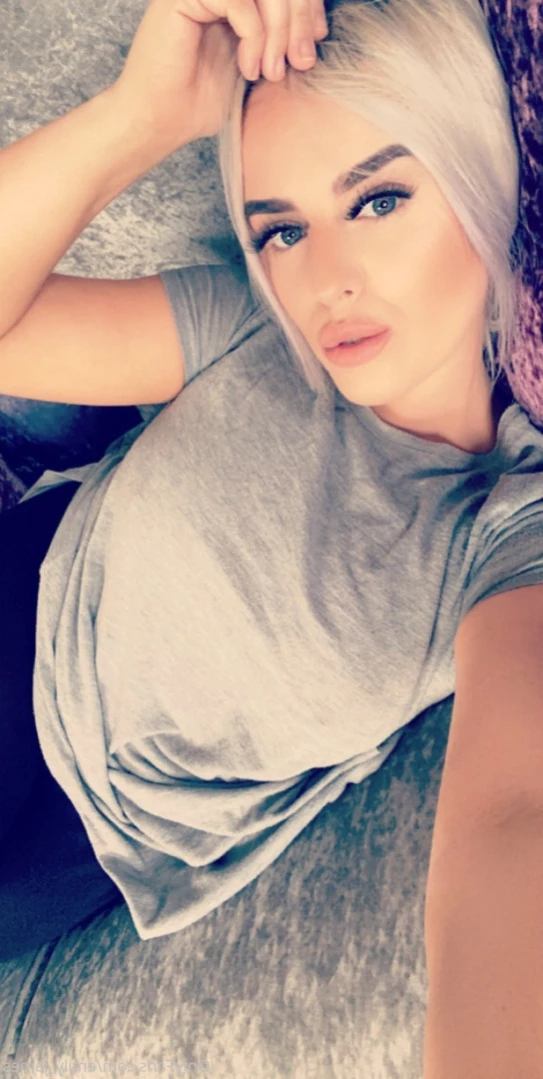 Emily [ emily_james ] Onlyfans leaked photo 14387419 on Hotleaks.tv