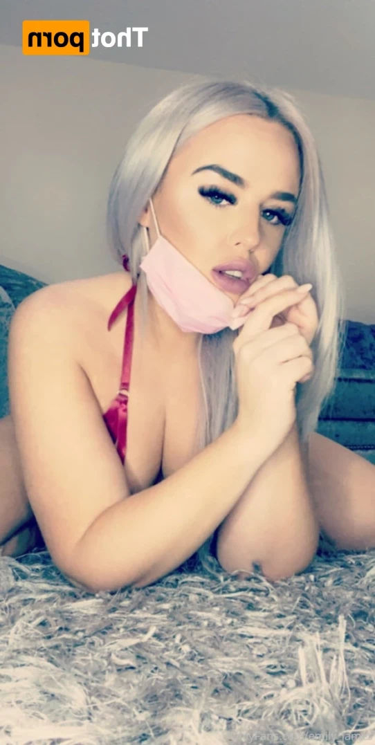 Emily [ emily_james ] Onlyfans leaked photo 14401626 on Hotleaks.tv