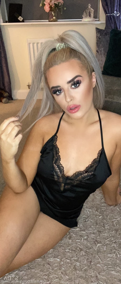 Emily [ emily_james ] Onlyfans leaked photo 14402651 on Hotleaks.tv